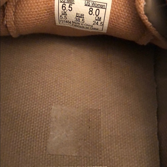 Super cool VANS Leather Sneakers - Picture 7 of 7